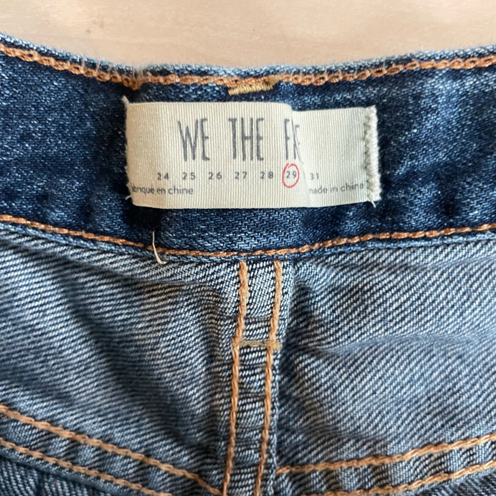 We the Free Denim Distressed Shorts Size 29 - Picture 4 of 8
